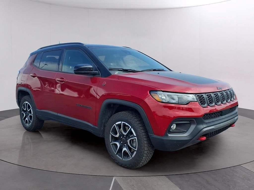 2025 Jeep Compass Trailhawk
