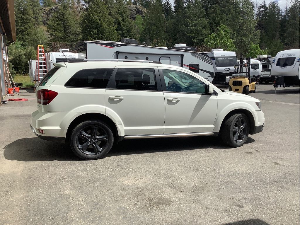 2018 Dodge Journey Crossroad