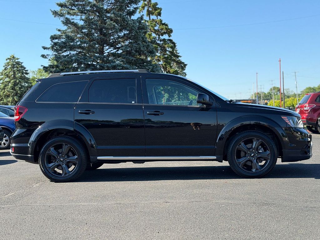 2019 Dodge Journey Crossroad