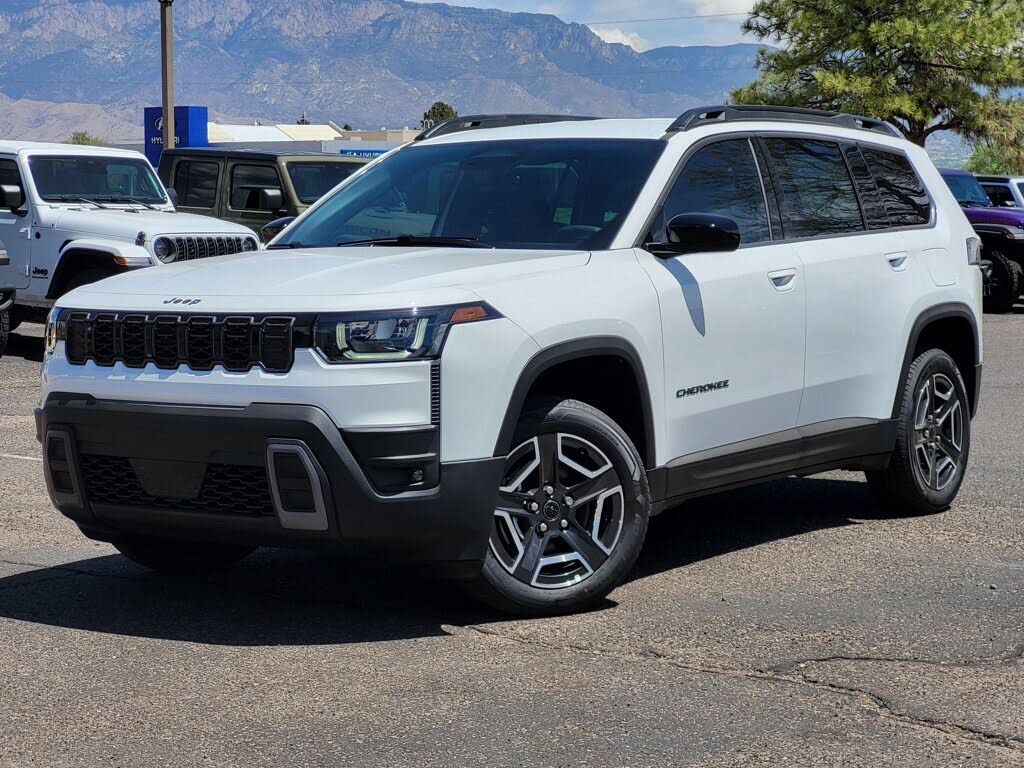 2026 Jeep Cherokee Laredo