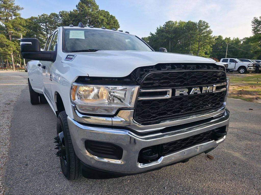 2023 Ram 3500 Tradesman 4x4 4dr Crew Cab 8 ft. LB DRW Pickup