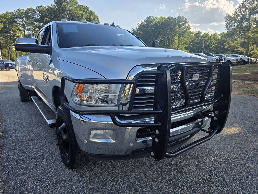 2016 Ram 3500 Lone Star 4x4 4dr Crew Cab 8 ft. LB DRW Pickup