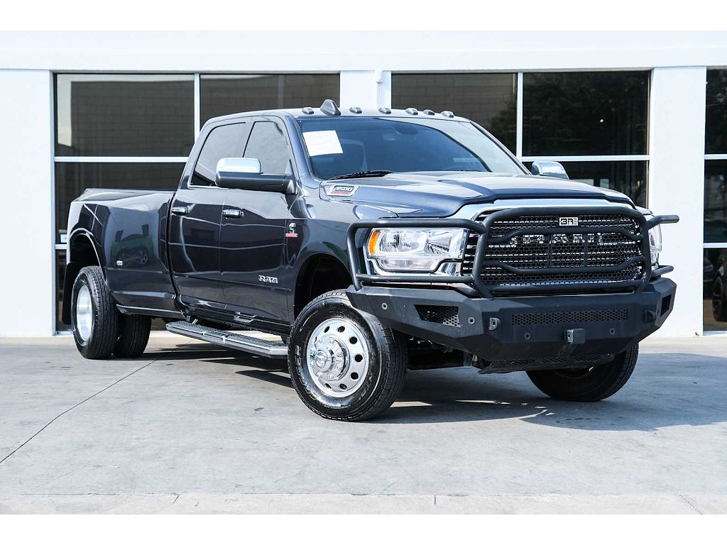 2022 Ram 3500 Lone Star 4x4 Crew Cab 8 Box