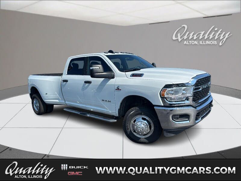 PRE-OWNED 2024 RAM 3500 BIG HORN photo 1