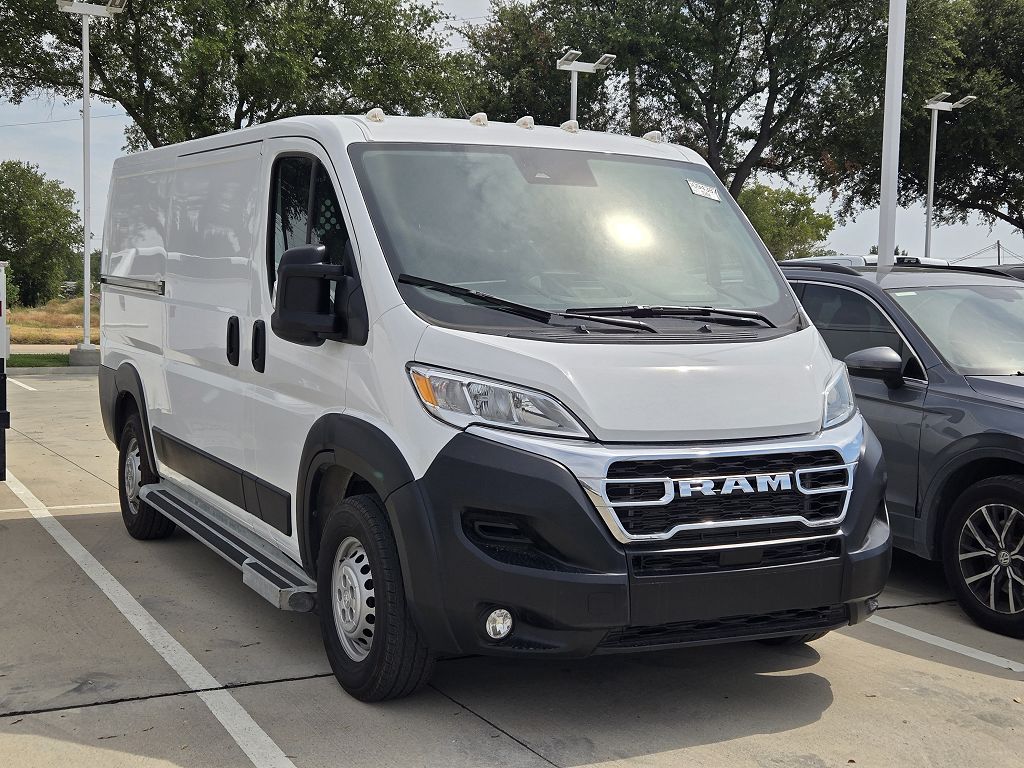 2025 Ram Promaster 2500 2500 Tradesman Low Roof