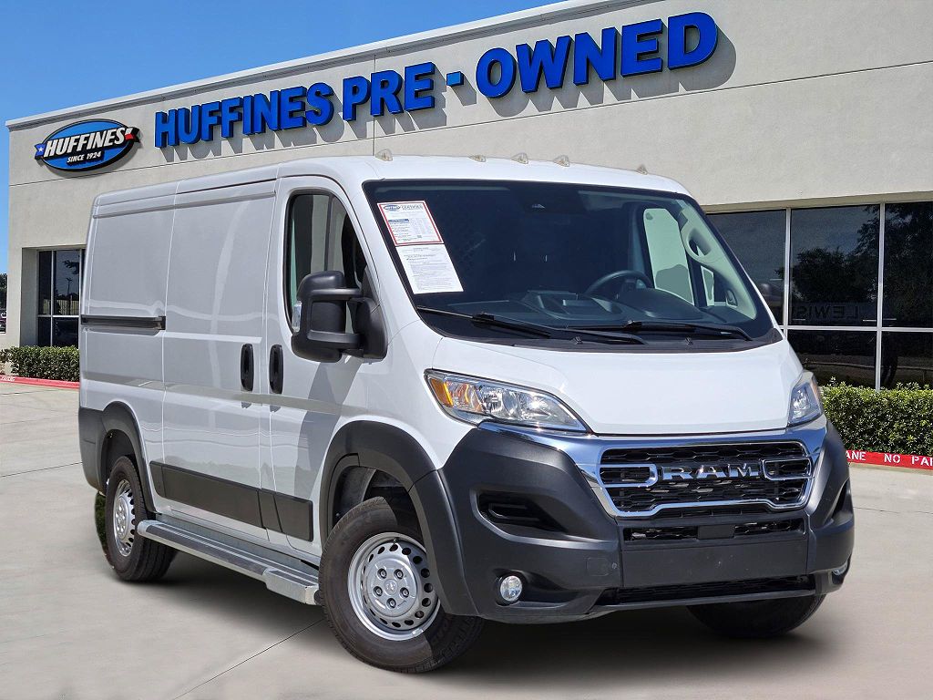 2025 Ram Promaster 2500 2500 Tradesman Low Roof