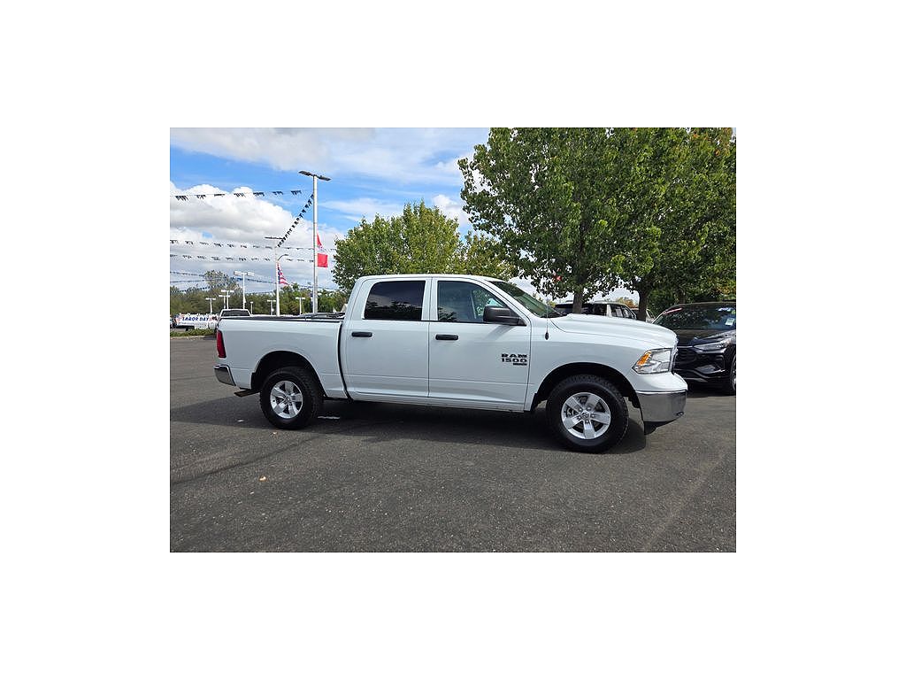 2023 Ram 1500 Classic SLT Fleet