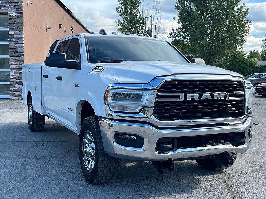 2022 Ram 3500 Chassis Cab SLT