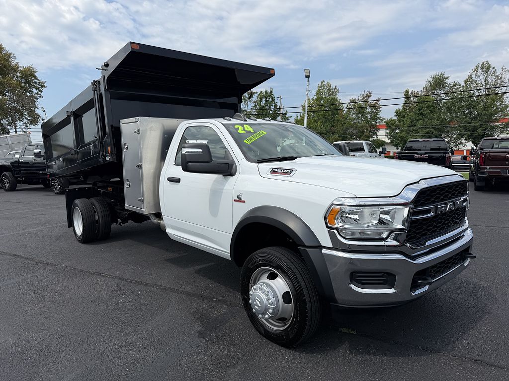2024 Ram 5500 Tradesman