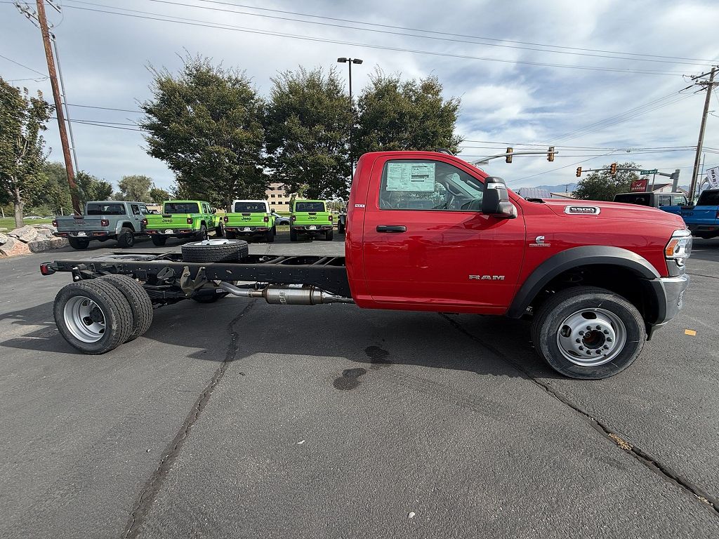 2024 Ram 5500 SLT