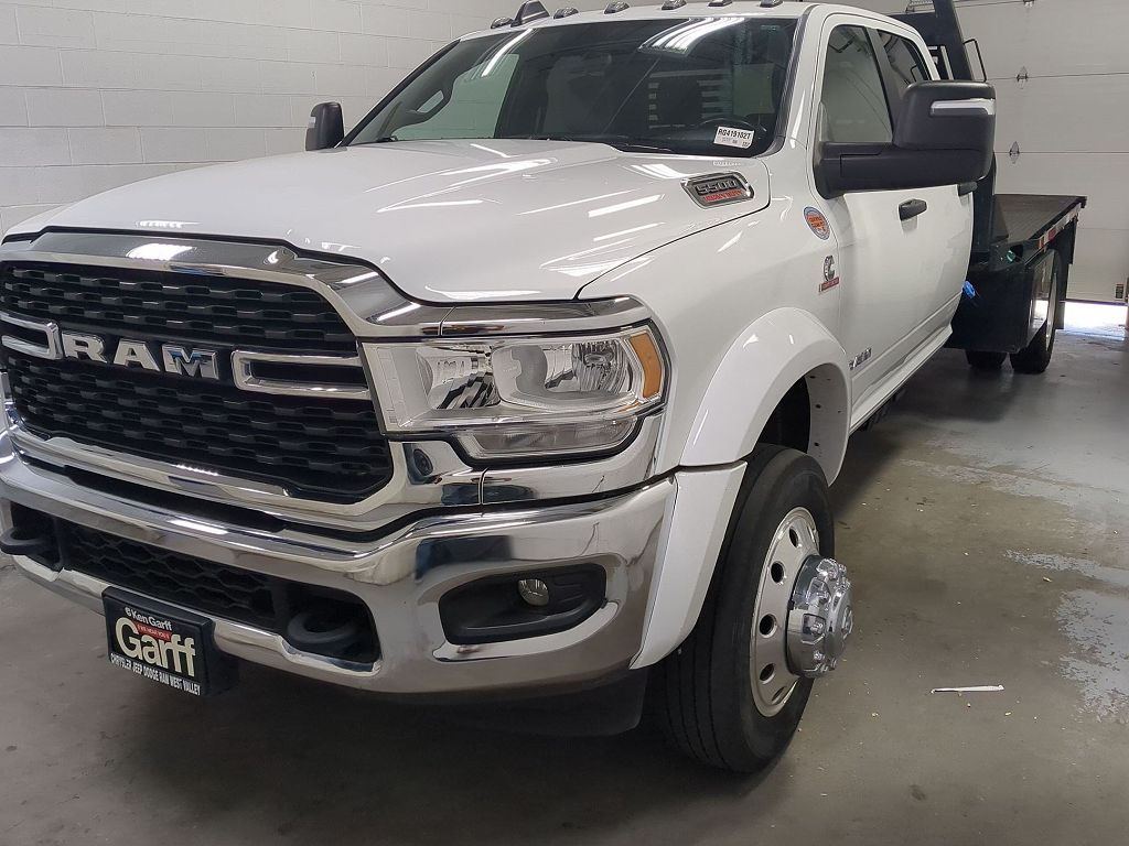 2024 Ram 5500 SLT