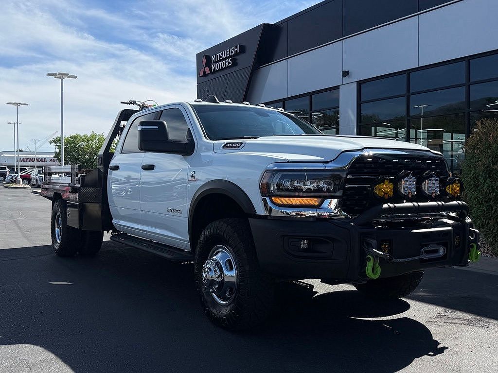 2024 Ram 3500 Chassis Cab Tradesman/SLT/Laramie/Limited