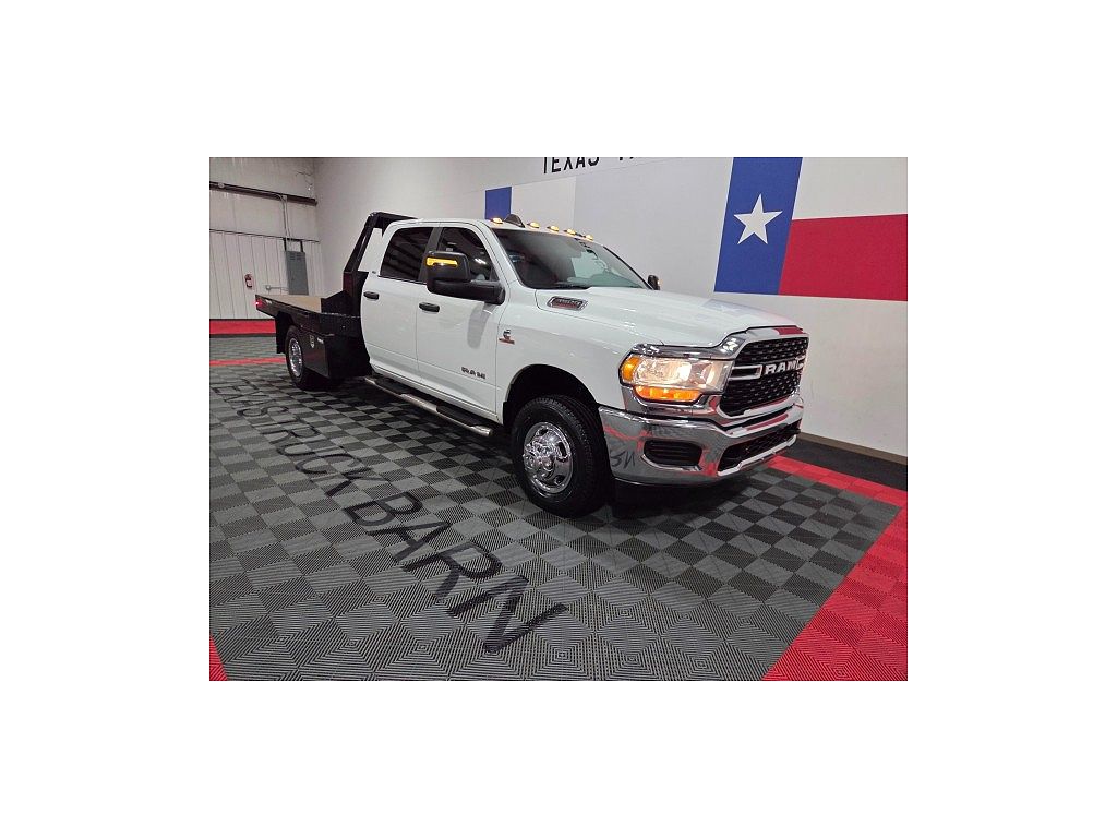 2024 Ram 3500 SLT