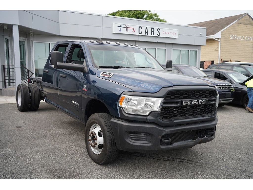 2022 RAM 3500 Crew Cab 4WD DRW
