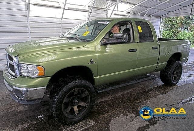 2004 Dodge Ram Pickup 2500 SLT