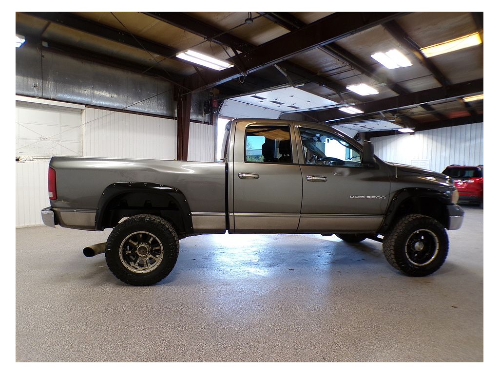 2005 Dodge Ram Pickup 2500 SLT