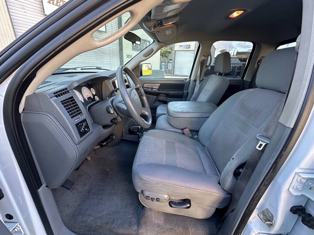 2009 Dodge Ram Pickup 2500 SLT