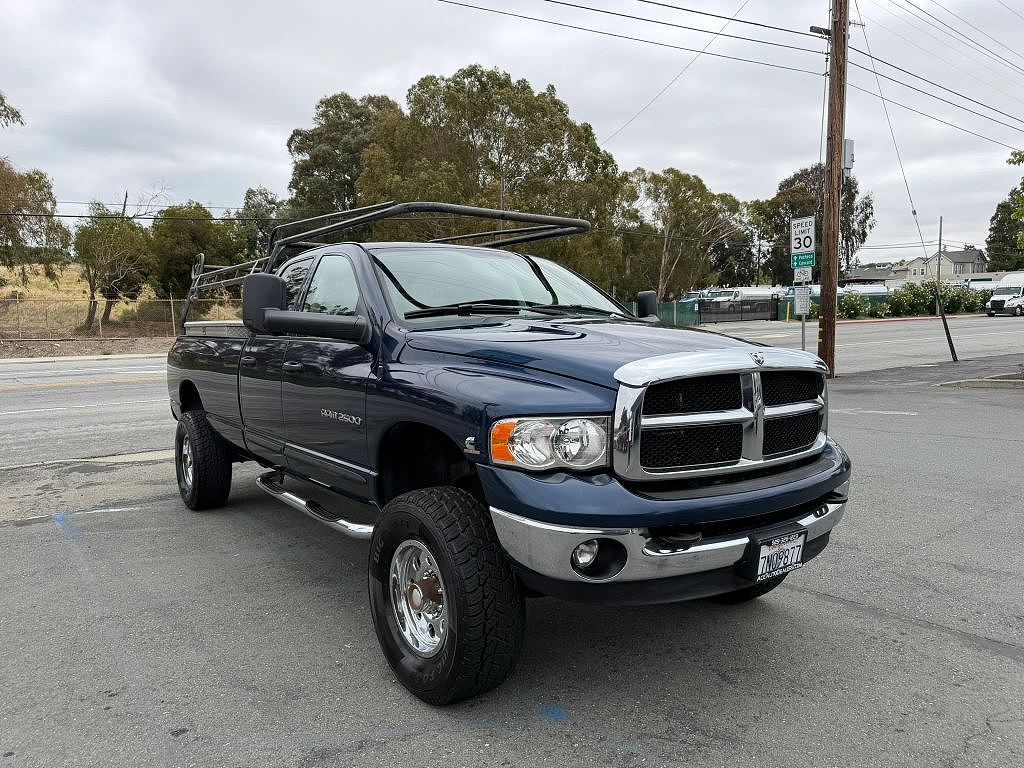 2004 Dodge Ram Pickup 2500 SLT