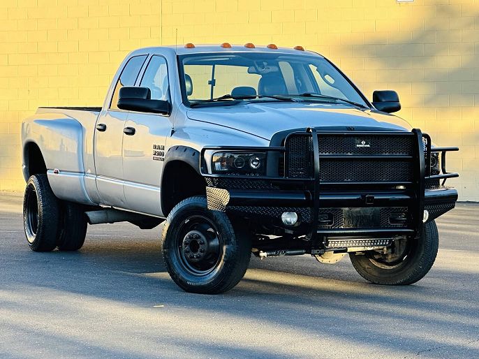 2005 Dodge Ram Pickup 3500 SLT