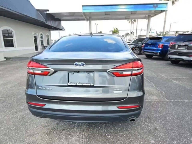 2020 Ford Fusion - 14