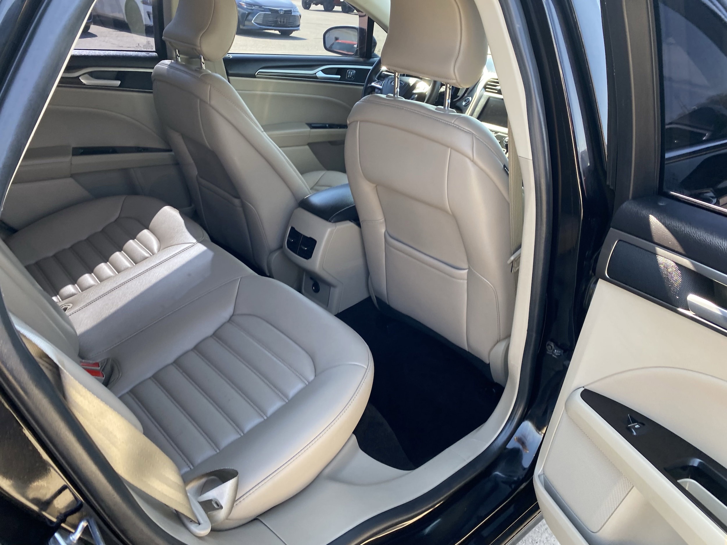 Vehicle Image 12 of 47 for 2019 Ford Fusion