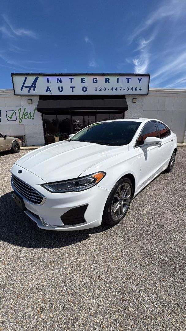 Vehicle Image 1 of 14 for 2019 Ford Fusion