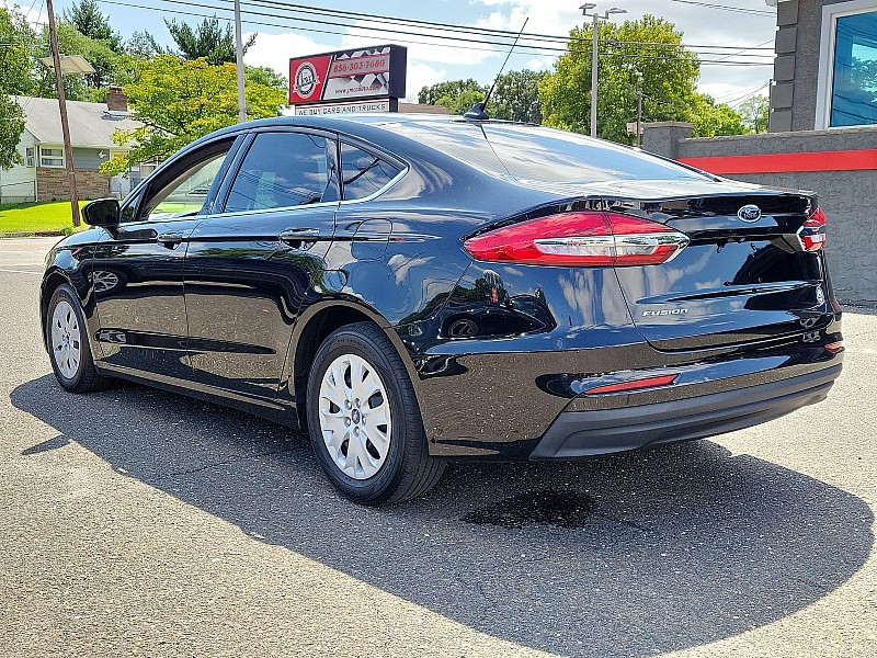 Vehicle Image 5 of 54 for 2019 Ford Fusion