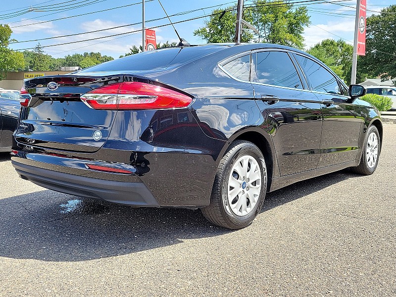 Vehicle Image 7 of 54 for 2019 Ford Fusion