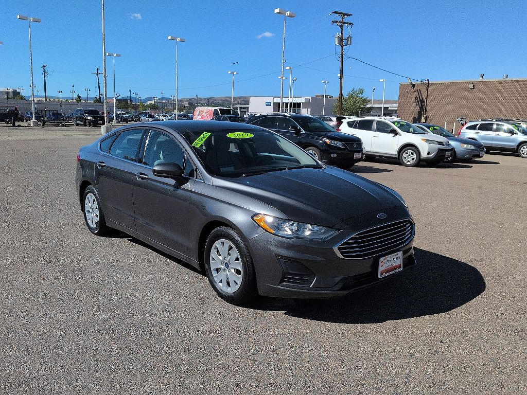 2019 Ford Fusion S