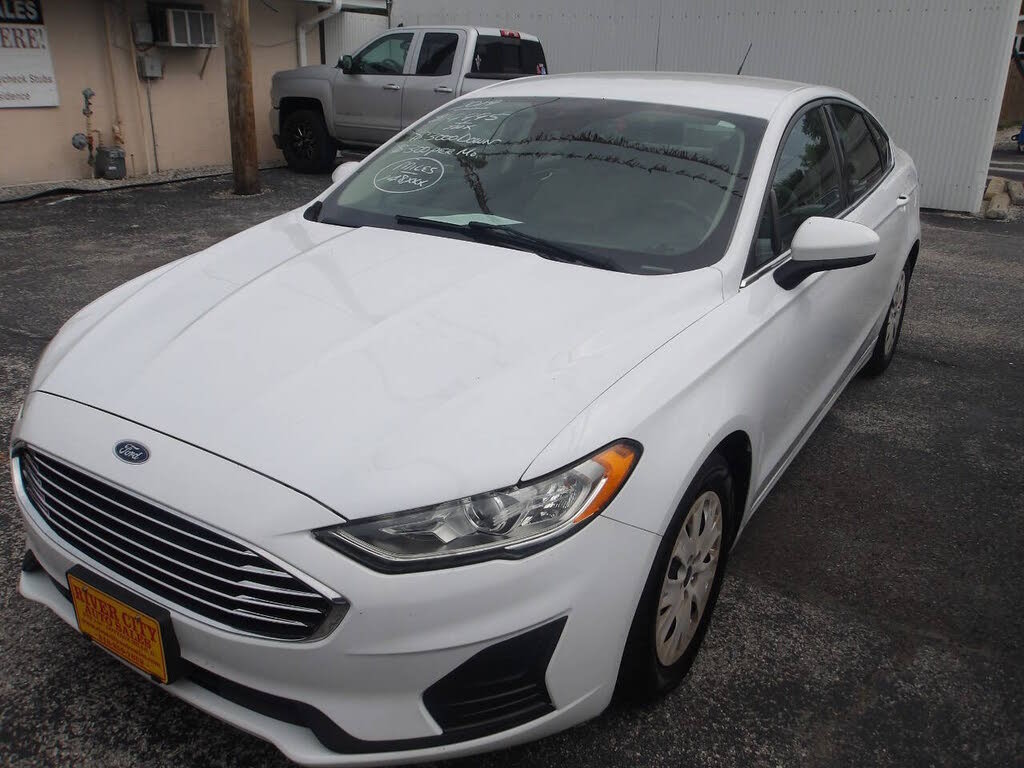 2019 Ford Fusion S