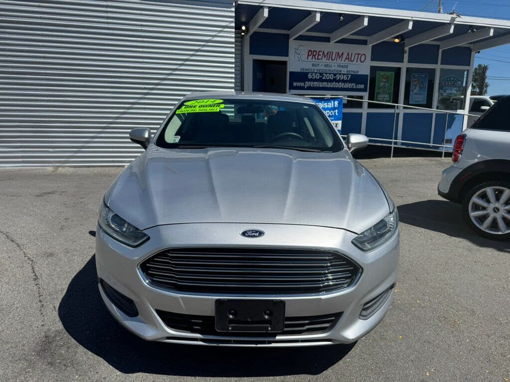 2014 Ford Fusion S