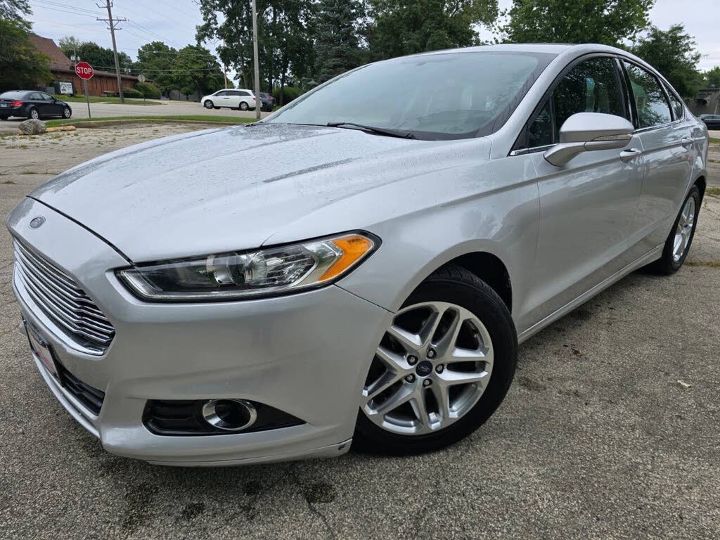 2013 Ford Fusion SE