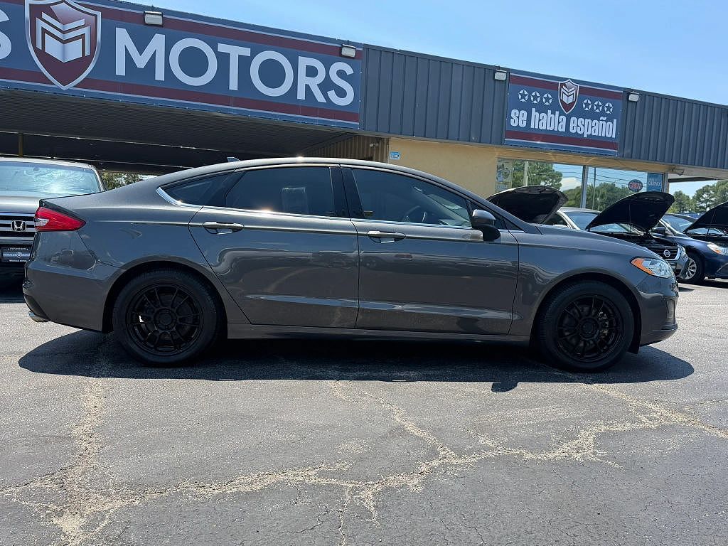 2019 Ford Fusion SE