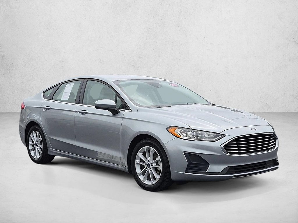 2020 Ford Fusion SE