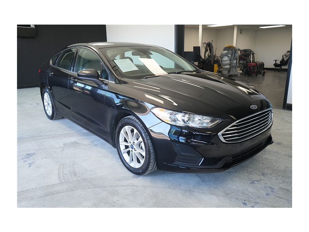 2020 Ford Fusion SE
