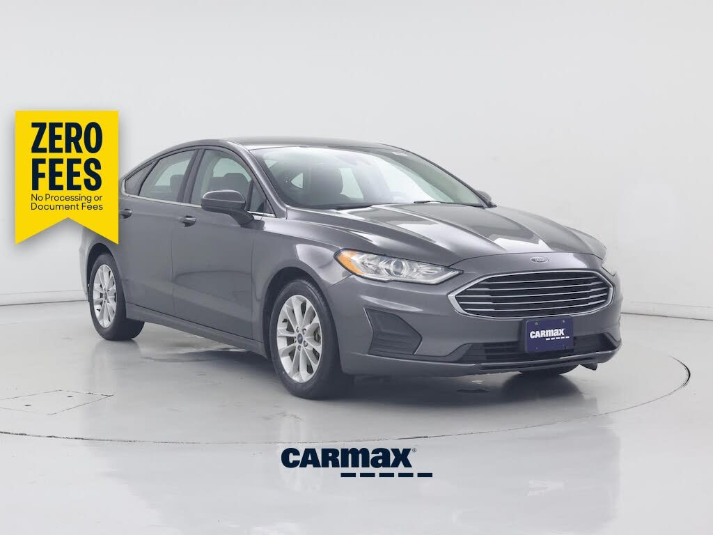 2020 Ford Fusion SE