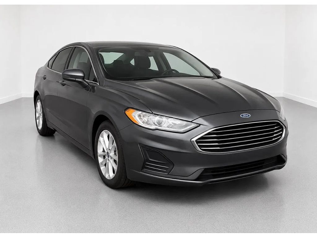 2020 Ford Fusion SE