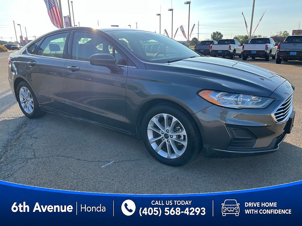 2020 Ford Fusion SE