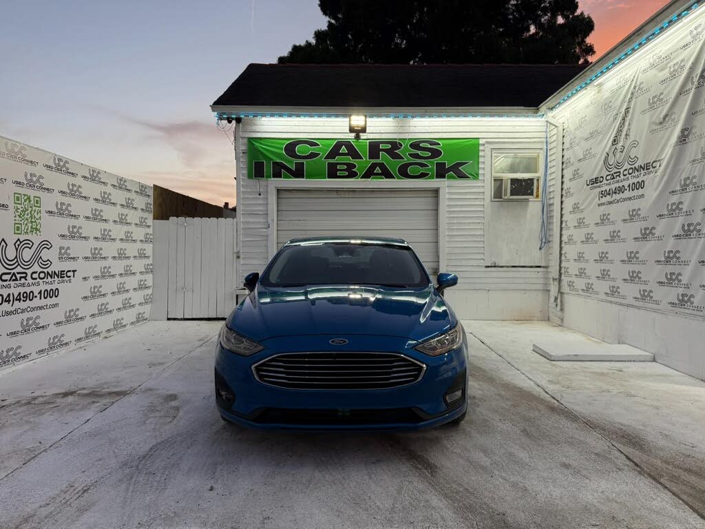 2020 Ford Fusion SE