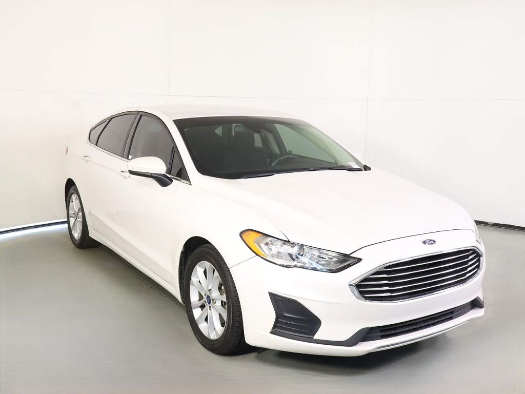 2020 Ford Fusion SE