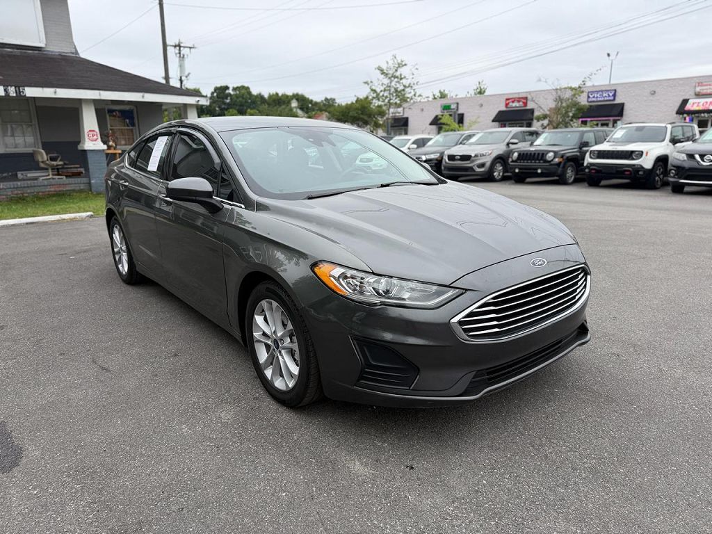 2020 Ford Fusion SE