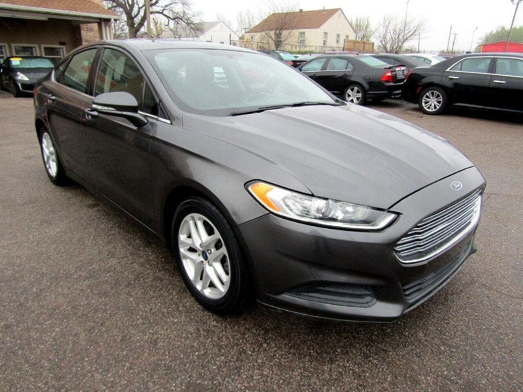 2016 Ford Fusion SE