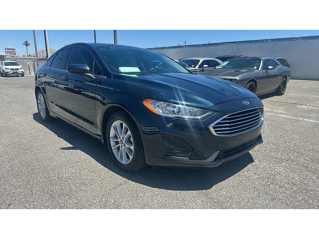 2020 Ford Fusion SE