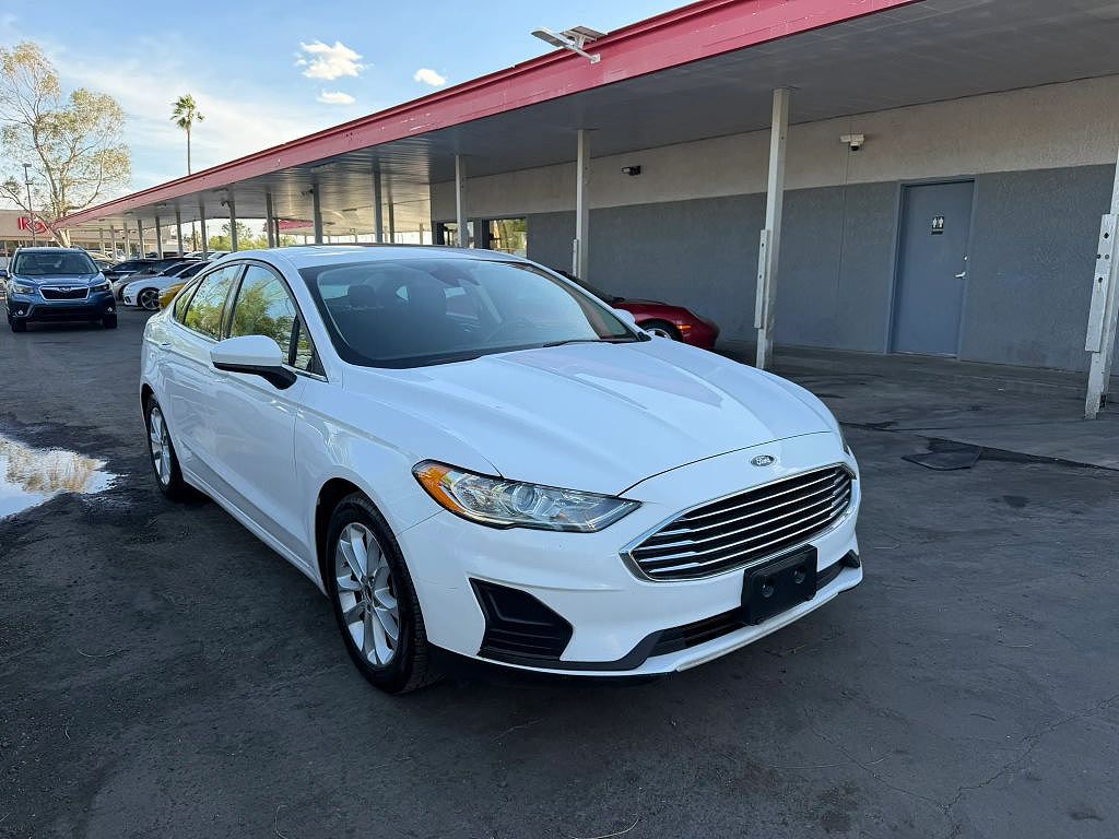 2020 Ford Fusion SE