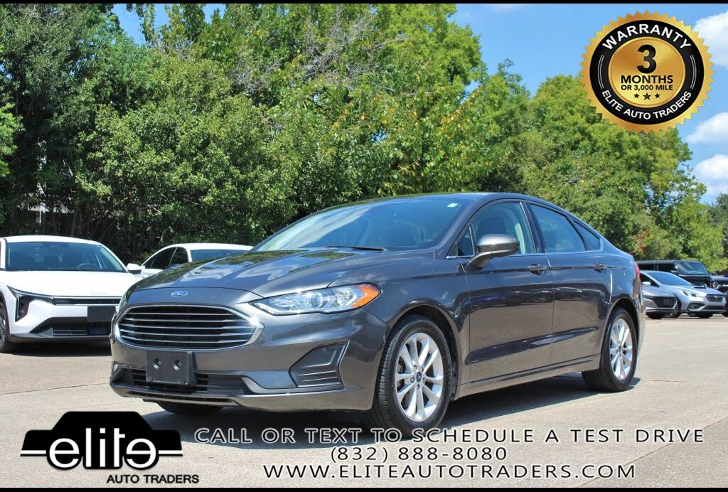 2020 Ford Fusion SE