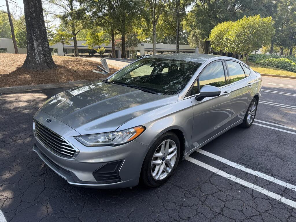 2020 Ford Fusion SE
