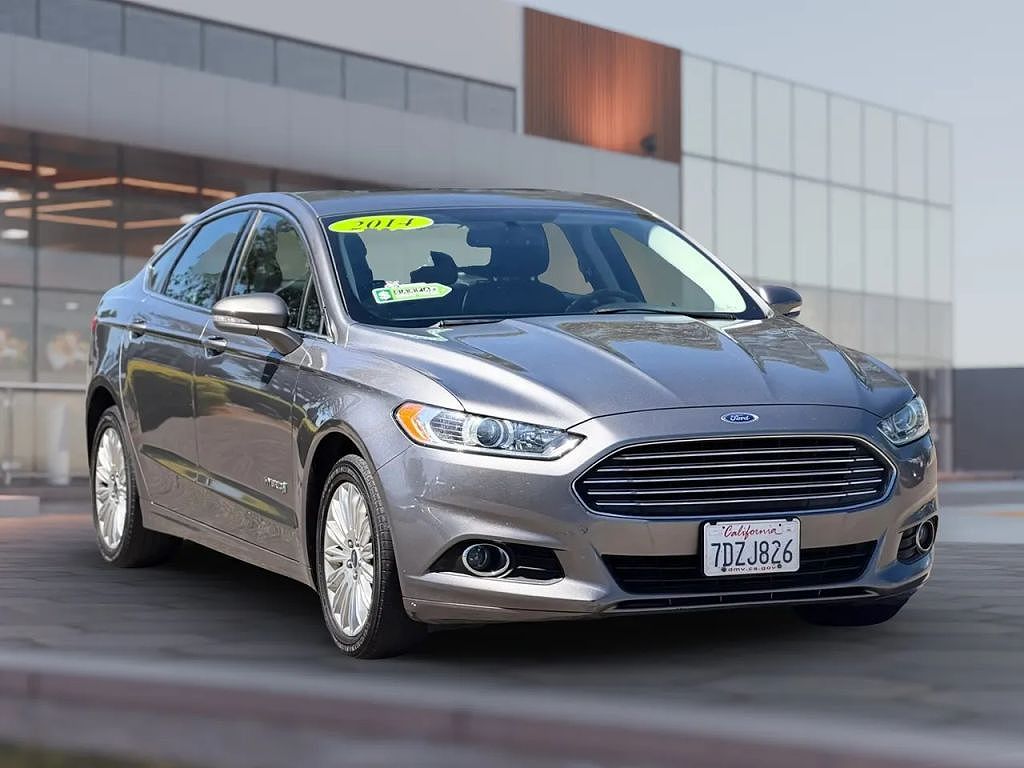 2014 Ford Fusion SE