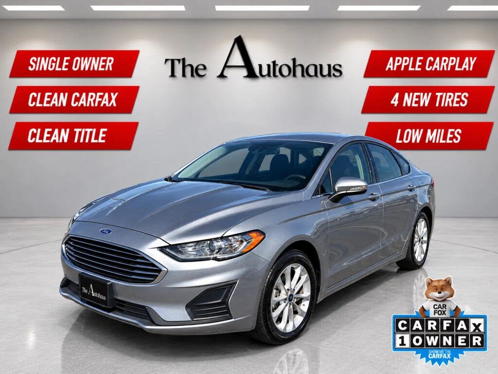 2020 Ford Fusion SE
