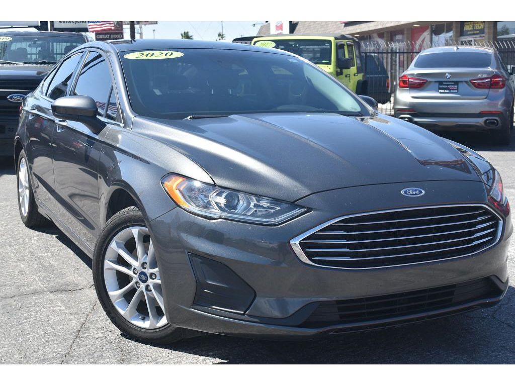 2020 Ford Fusion SE