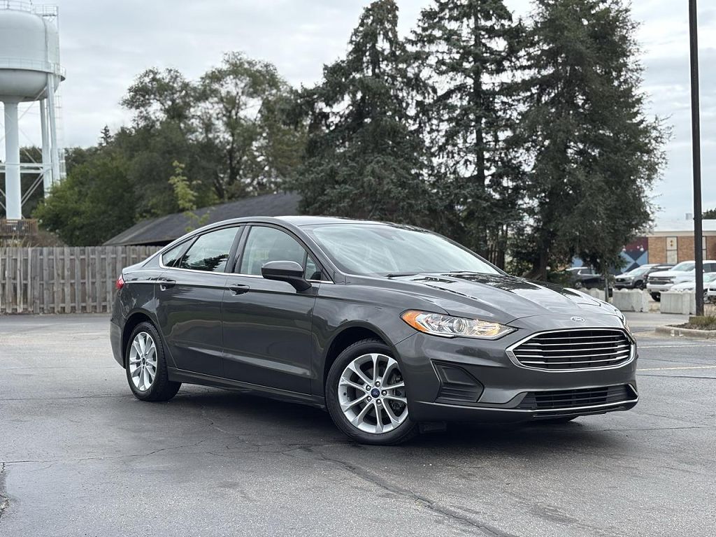 2020 Ford Fusion SE